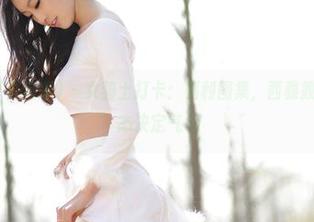 AISS爱丝(黄金版) – 女骑士打卡：福利图集，西雅教你什么叫姿态决定气场