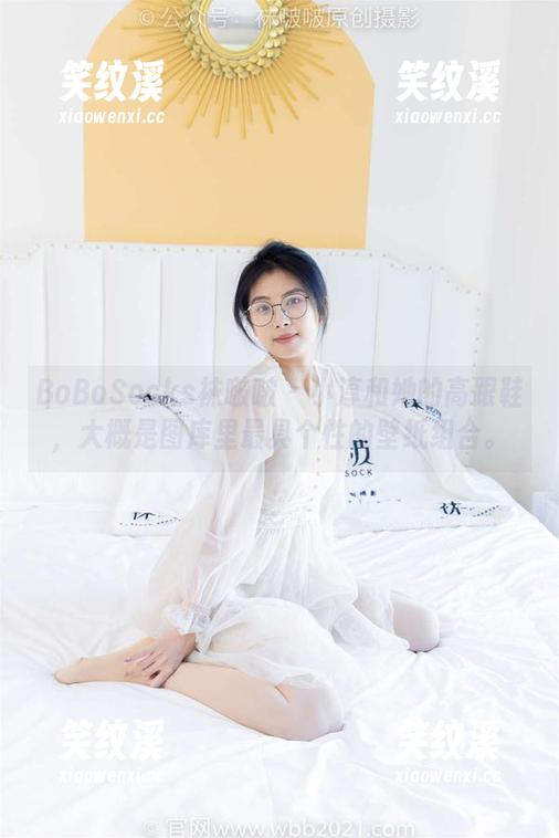 BoBoSocks袜啵啵 - 小淳和她的高跟鞋，大概是图库里最具个性的壁纸组合。