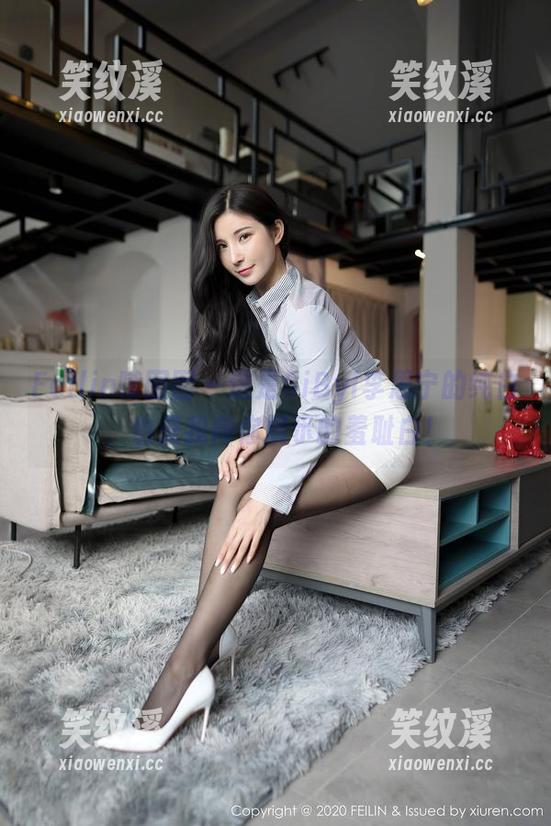 Feilin嗲囡囡-SiByl李思宁 Feilin嗲囡囡 - 这是SiByl李思宁的纯白,也是我向你展示的羞耻白!