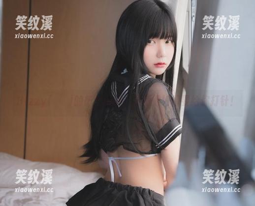 Hizzy(히지)的护士cos，高清得好像要给你打针！