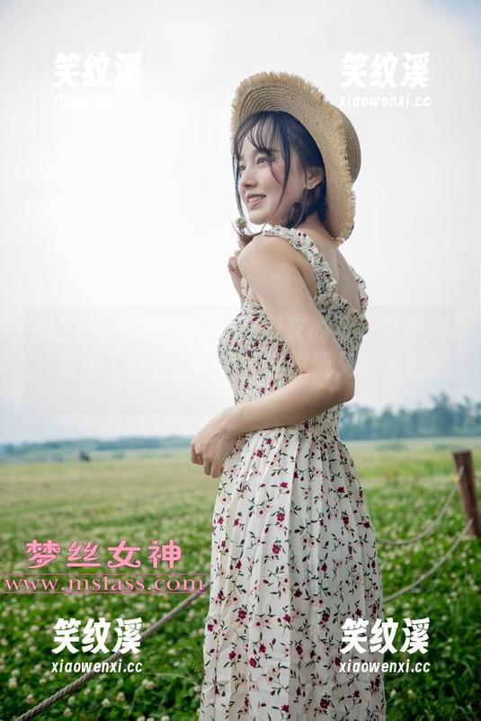 MSLASS梦丝女神 - 曼文的透明款照片，像极了夏天的窗帘，轻飘飘又让人遐想。