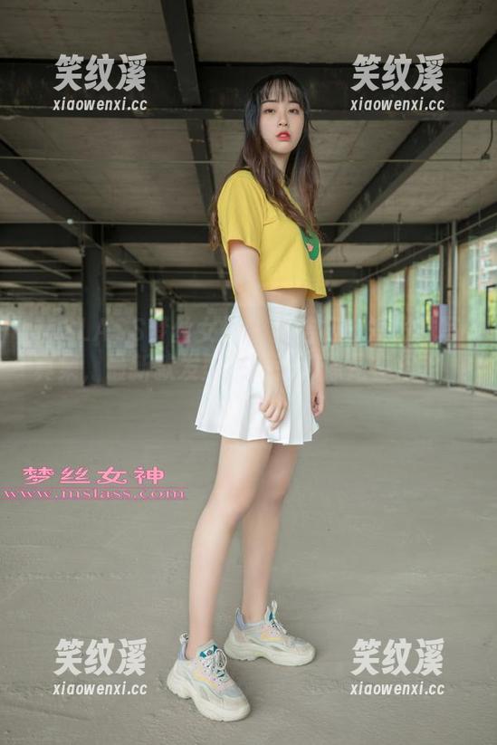 MSLASS梦丝女神-梦洁 MSLASS梦丝女神 - 梦洁初恋短发妹写真集,最新款发型每一张都像是在招手,太撩了!