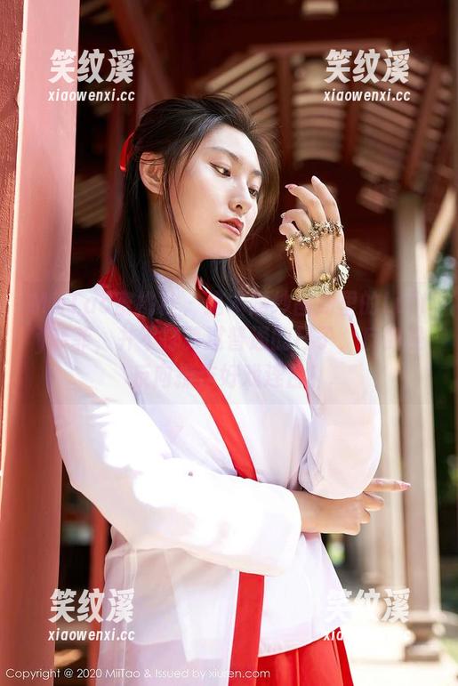 MiiTao蜜桃社-Luffy菲菲 MiiTao蜜桃社 - 这本婚纱图册里的Luffy菲菲,并不打算过普通的日子,反倒是反向操作好戏连台!