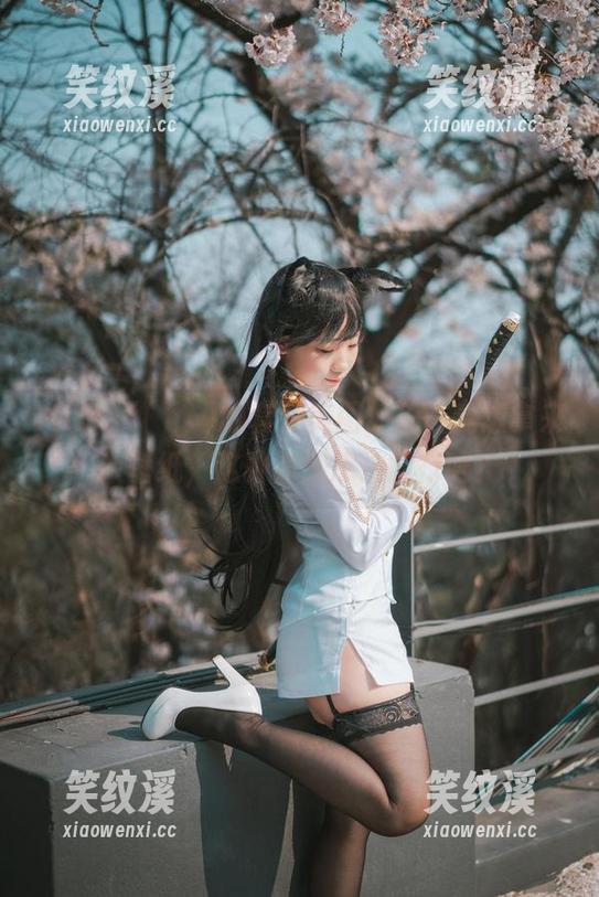 Mimmi(밈미)的套装美图，总让我想拿来做壁纸，这种偷懒想法能行吗？