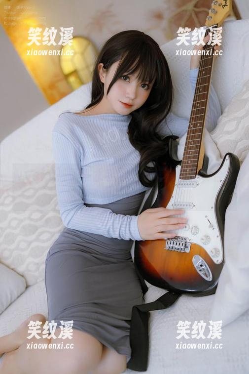 Nyako喵子 Nyako喵子在水手服里自信甩自拍,合集见证了我的口水流淌。
