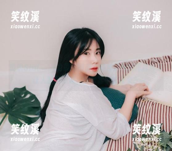 说说Sia(시아)的最新图册，她那清纯的模样真是让人捉摸不透，像薄雾中的花朵？