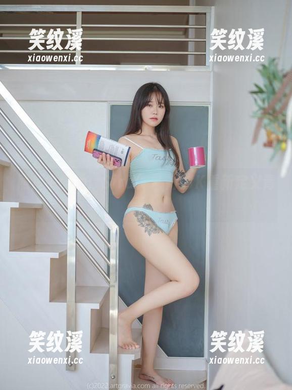 照片中的她：Sira(시라)用JK重新定义青春。