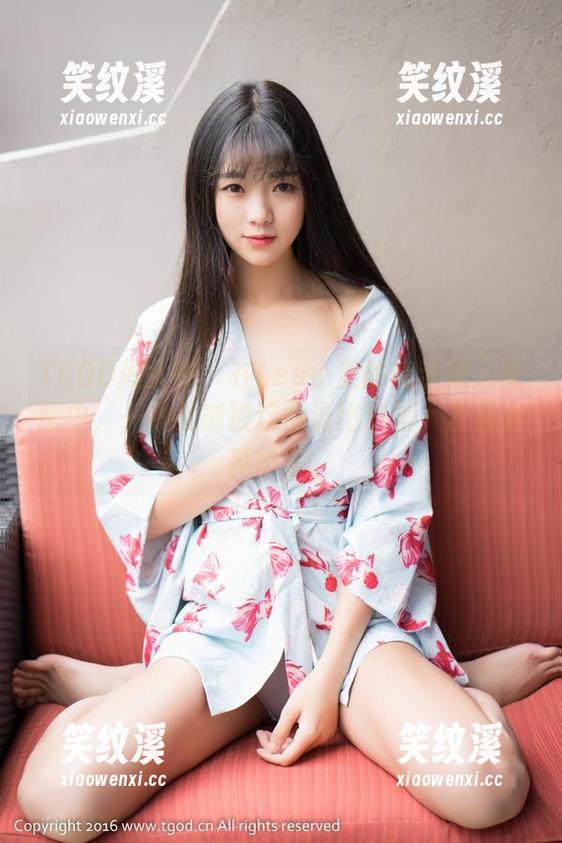 TGOD推女神-Lee小棠 TGOD推女神 - 在Lee小棠的高清双人套图中,一秒就能被这俩逗比洗脑,友情太真挚了。