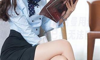 TouTiao头条女神 – 陈怡曼用丝袜制造了一堆美图,壁纸已经无法自拔!