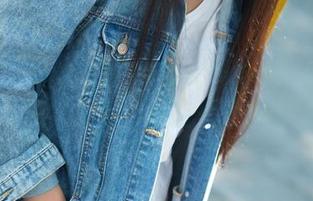 TuiGirl推女郎 – 林清儿教室篇:图册里的知识与美貌,简直是双料证书!
