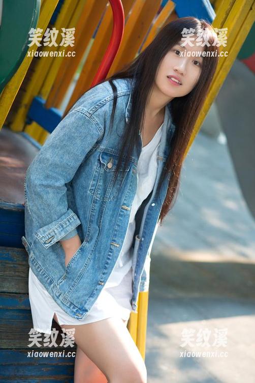 TuiGirl推女郎-林清儿 TuiGirl推女郎 - 林清儿教室篇:图册里的知识与美貌,简直是双料证书!