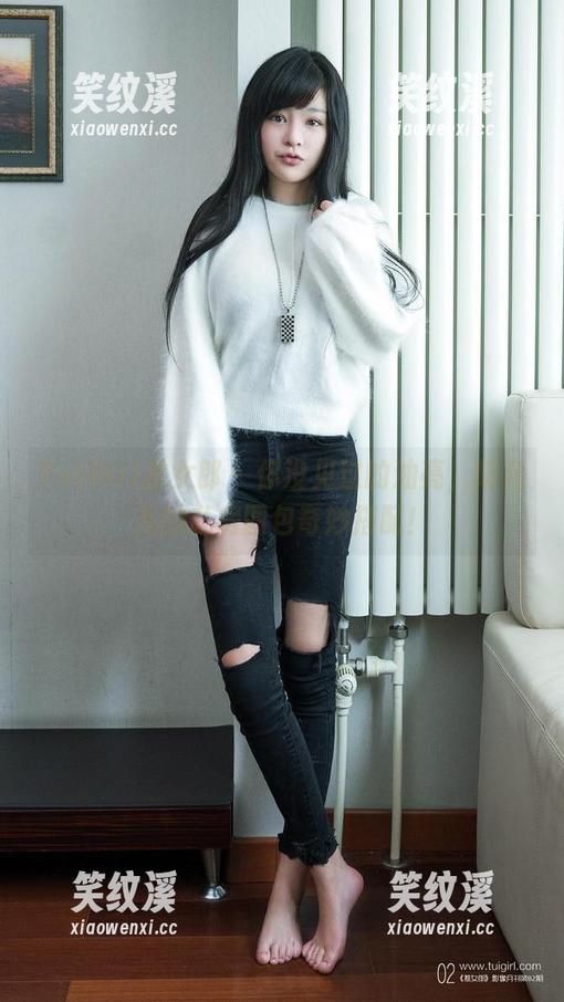 TuiGirl推女郎-胡允儿 TuiGirl推女郎 - 你没见过的油亮,胡允儿的私房图包奇妙搭配!