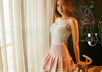 UGirls尤果网 – 易阳的美足图包，更新了！这次连我都意外了。