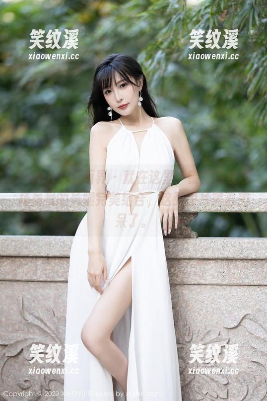 XIAOYU语画界-杨晨晨 XIAOYU语画界 - 就在这里,镂空内衣和杨晨晨的长腿完美结合,这张图片简直美呆了。