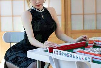 XINGYAN星颜社 – 不得不看的转转Lisa白丝，免费合集，怕是会想入非非。