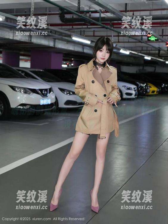 Xiuren秀人网-Elise谭晓彤 Xiuren秀人网 - 图包大公开:Elise谭晓彤的御姐形象,不怕冷、不怕累,就怕没有流量!