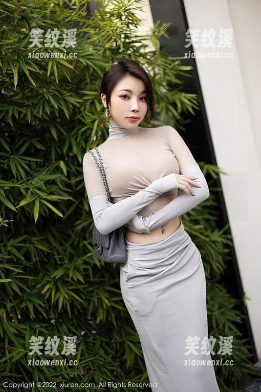 Xiuren秀人网-周慕汐 Xiuren秀人网 - 夏天来了,周慕汐的泳装私拍图集真让人想流汗。