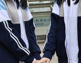 Xiuren秀人网 – 曼苏拉娜，带你领略睡衣的不凡，写真图包就在这里！