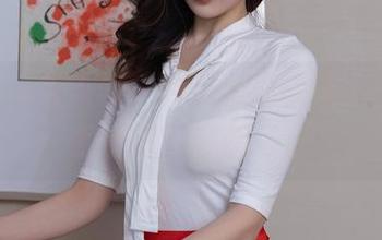 Xiuren秀人网 – 在线发现美图，李丽莎的旗袍让我想多了
