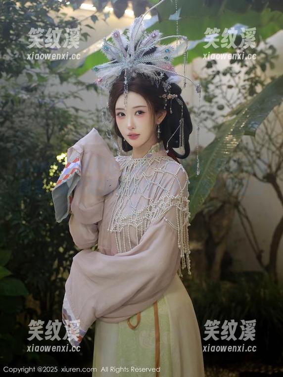 Xiuren秀人网-梦心玥 Xiuren秀人网 - 分享一波梦心玥的双马尾图集:说不定我也能在镜子前来个横空出世!