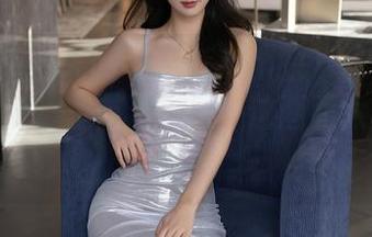 Xiuren秀人网 – 草莓mm的万圣节套图:当南瓜遇上草莓mm,这画面太美不敢看!