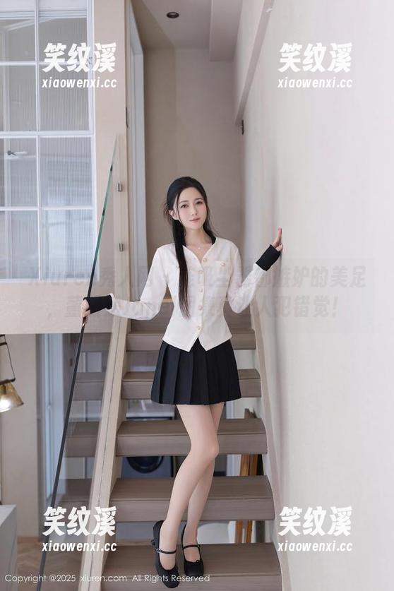 Xiuren秀人网-董媛媛Janel Xiuren秀人网 - 连吸尘器都嫉妒的美足,董媛媛Janel图集真让人犯错觉!