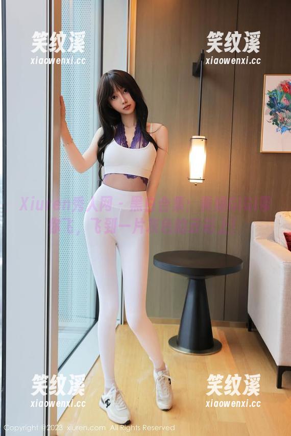 Xiuren秀人网-黄婧GIGI Xiuren秀人网 - 黑白合集:黄婧GIGI带你飞,飞到一片灰色的云彩上!
