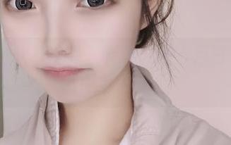 eloise软软的写真精选：在6月日常中悄然而至的柔情