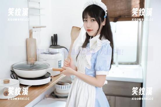 不呆猫 吊带风云:不呆猫的作品集,火速下载!
