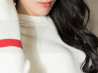 克拉女神 – 最新图集里,芝月给我们带来的高跟鞋究竟是走的哪个风?