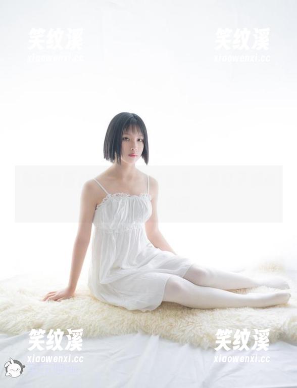 兔玩映画 兔玩映画白丝的足球场合集,踢钉子都能引人复心的局面。