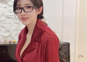 微密圈 – 就这身睡衣，周妍希的套图更新让人思考：她是在诱惑我吗？