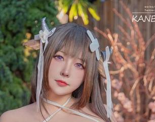 大凤花嫁1.0，咔喵KANEKO在线中的“嫁衣”变得不得了，似乎随时要飞上天！