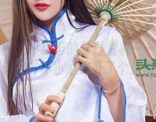 头条女神 – 小热巴的夏日危机——高清壁纸,让我一不小心又开了个记念册。