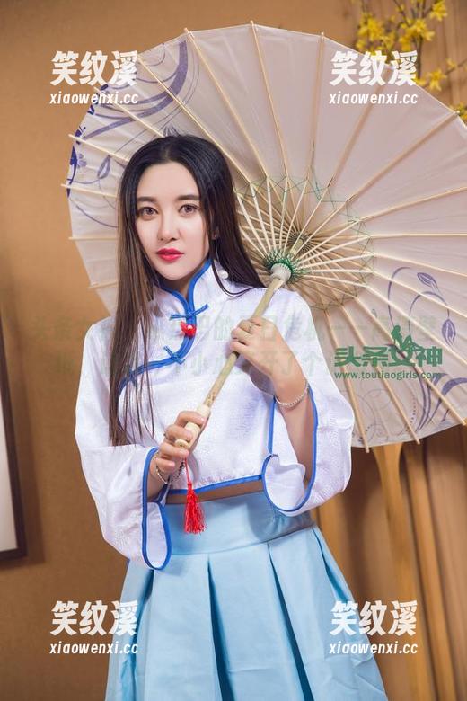 头条女神-小热巴 头条女神 - 小热巴的夏日危机——高清壁纸,让我一不小心又开了个记念册。