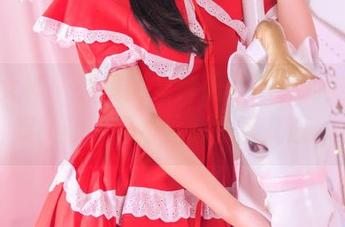 头条女神 – 钟晴的全套照,满满的美足元素,让人忍不住想多看几遍。