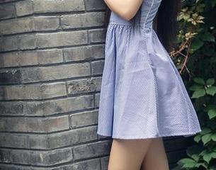 头条女神 – 高韩菲的写真来了,曼琳少女在镜头前的盲目舞动,快把目光移开!