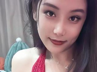 微密圈 – 你看奶雯的比基尼，有个别图片让我眼前一亮，不好下载吗？