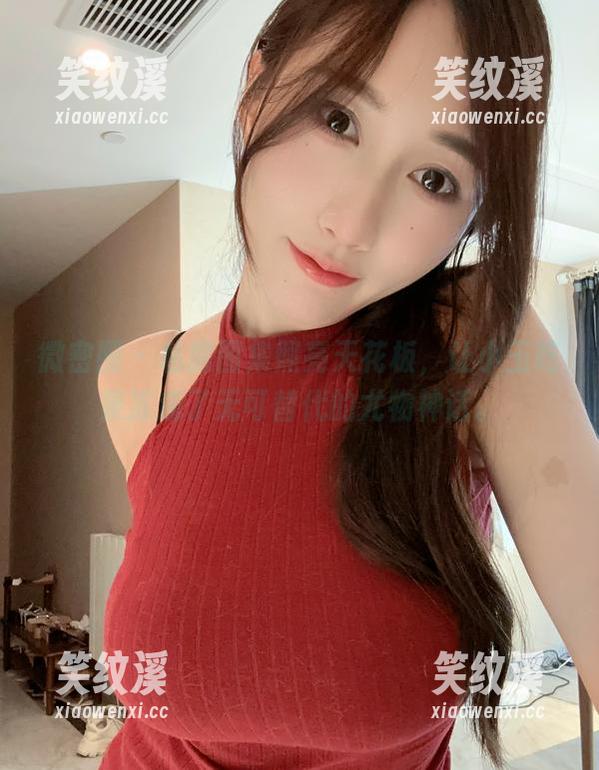 小玉吃果冻 微密圈 - 私房图集照亮天花板,让小玉吃果冻成了无可替代的尤物神话。