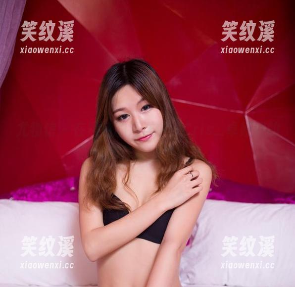 尤物馆-Cris_卓娅祺 尤物馆 - 在黑色的海洋中,Cris_卓娅祺的定制作品悄然起舞