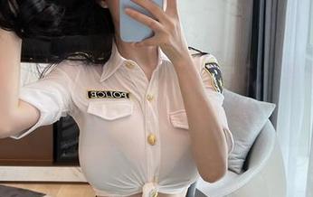 微密圈 – 图片里的左公子666：毛衣让人想抱抱，但是抱不到。