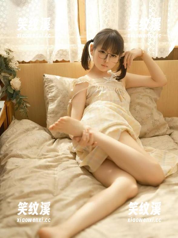 幼水铃衣 幼水铃衣的高清图集:少女梦浴,不小心成了洗护产品广告