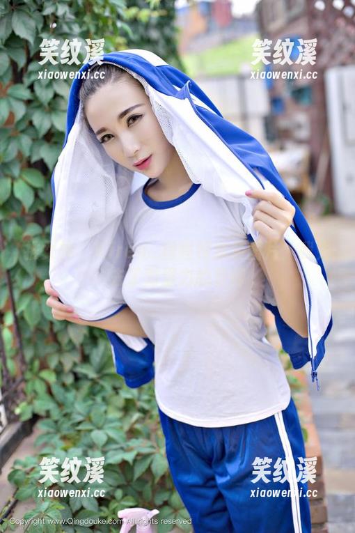 推女神 - Kiren_程程程泳装图片：我失去了对重力的信仰