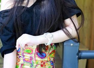 推女神 – 作品:那个戏谑的邻家姑娘,在清晨的小溪旁,梓萱Crystal像是抽风了一样的俏皮。