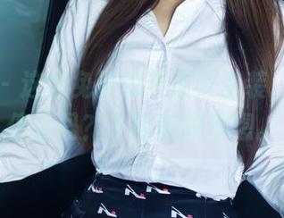 推女郎 – 这套免费的艾栗栗套装,值得你停留吗?下载前先想想。