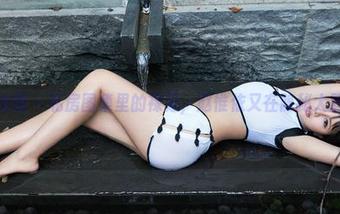 推女郎 – 私房图集里的裸足,赵惟依又在隐秘大胆!