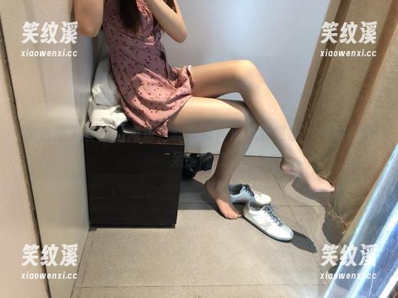 微密圈 - 有你喵海边定制写真，海风吹啊吹，外加一个呆萌的我