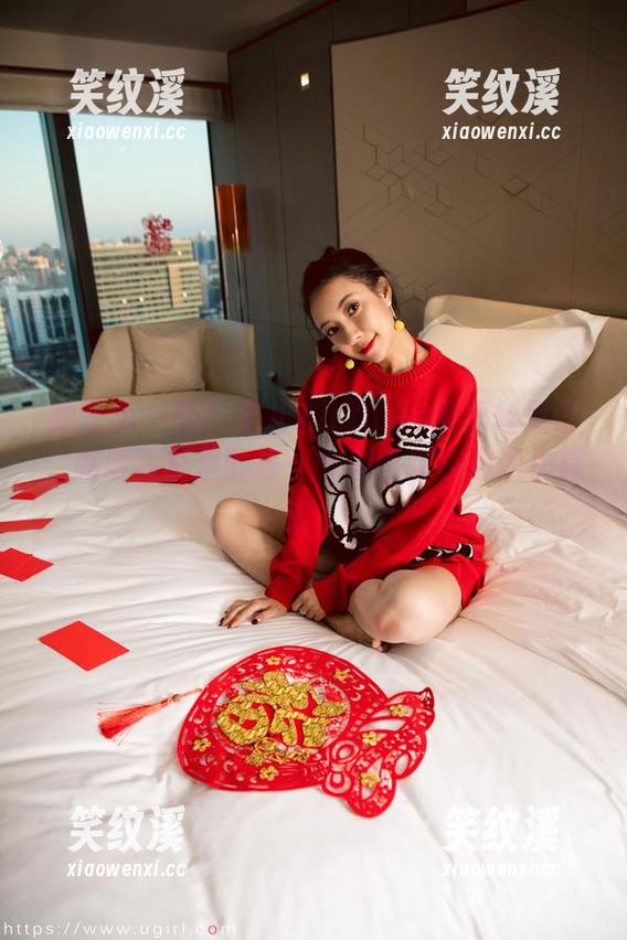 果儿Victoria 微密圈 - 看!果儿Victoria的黑丝吊带,高清写真里的每一寸似乎都在邀请你靠近。
