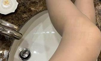 微密圈 – lookat桃脱了私拍，奶牛在图包里的迷倒众生技能开启