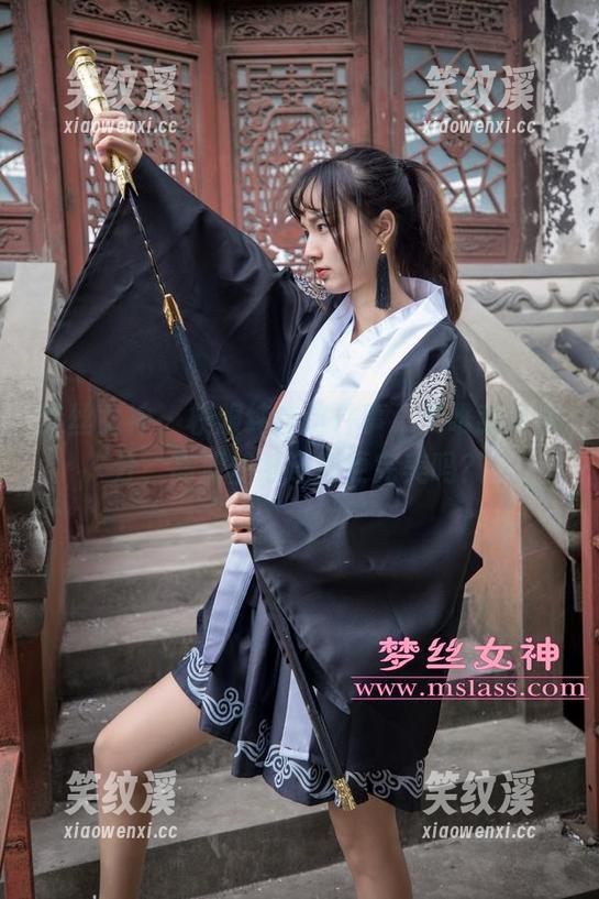 梦丝女神 - 校服纯白这件事，灵唯我给满分，高清壁纸还能更完美吗？